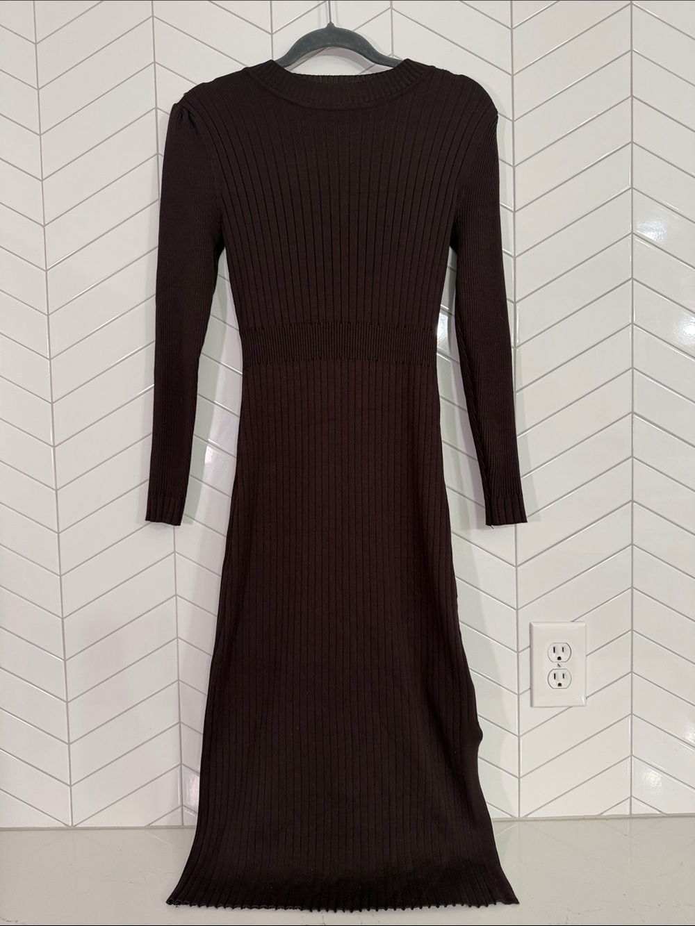Nanette Lepore Dark Brown Ribbed Long-Sleeve Sweater  Midi Dress| Medium